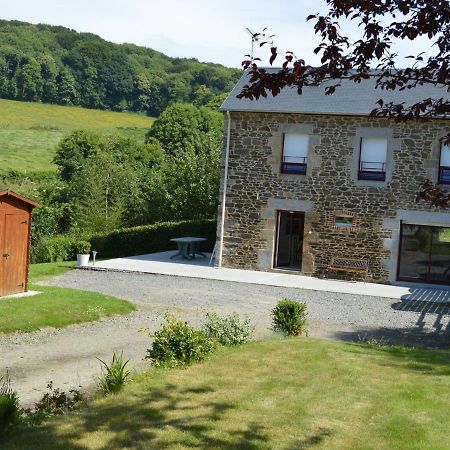 Cosy Chalet With Private Garden In Normandy Isigny-le-Buat Екстер'єр фото