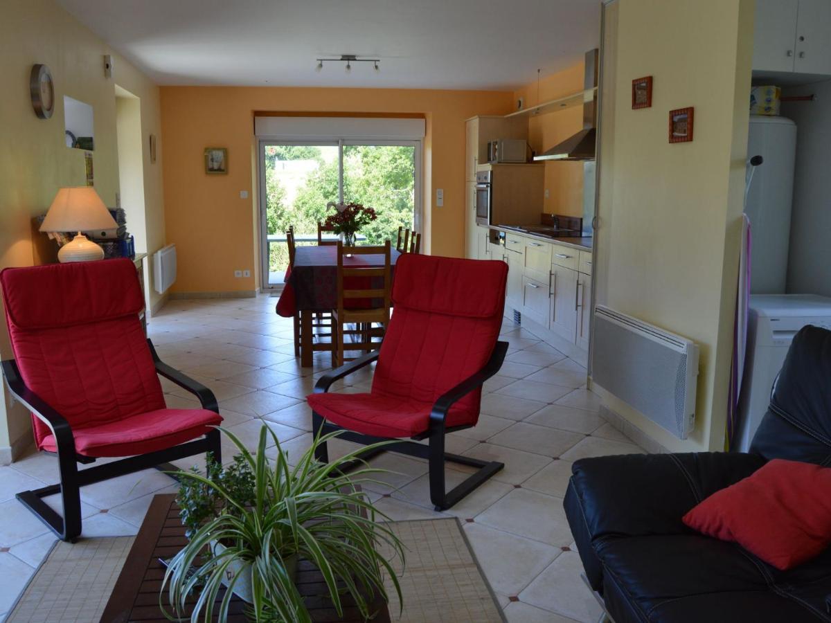 Cosy Chalet With Private Garden In Normandy Isigny-le-Buat Екстер'єр фото